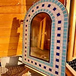 Grosse Mit Sauna 아파트 *