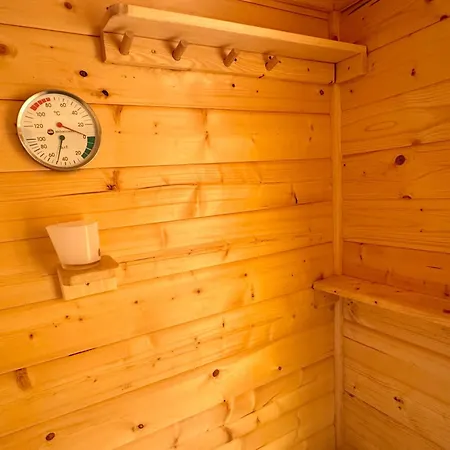 Grosse Mit Sauna * Huttwil