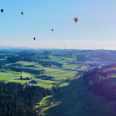 Grosse Mit Sauna * Huttwil