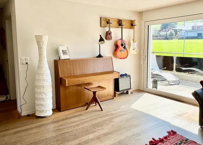 Διαμέρισμα Grosse Mit Sauna Huttwil